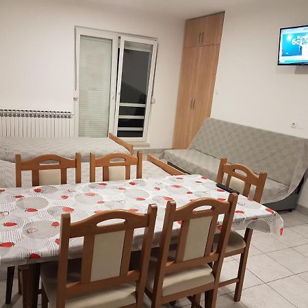 Dass Apartmani Баня Лука Екстериор снимка