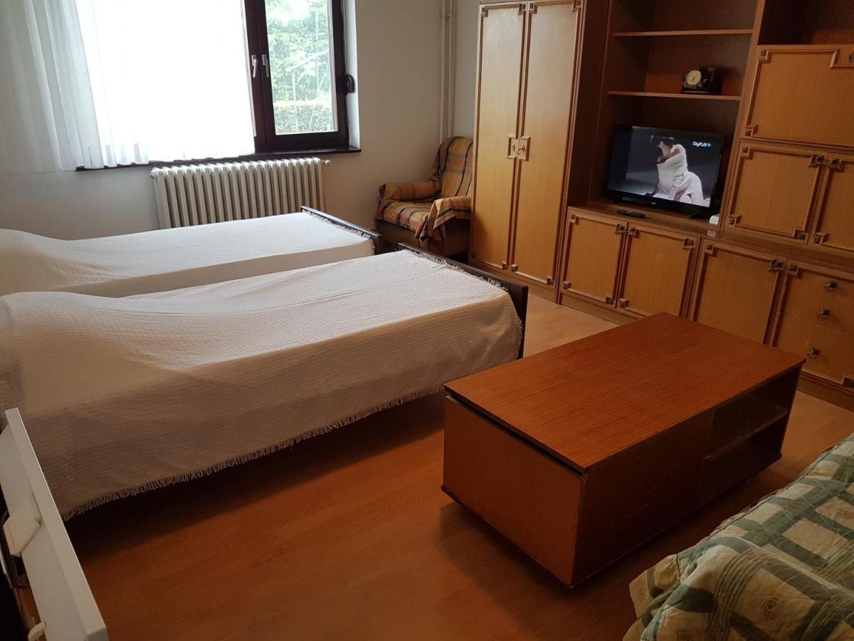 Dass Apartmani Баня Лука Екстериор снимка